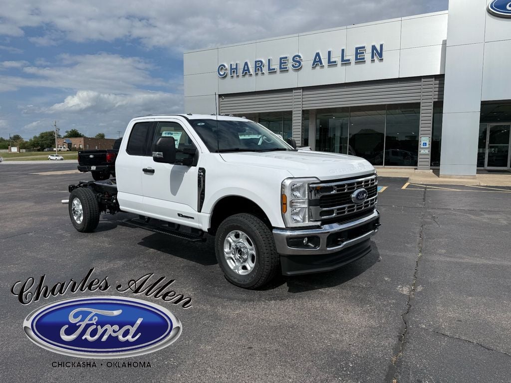 2026 Ford F-350SD XL 168 WB