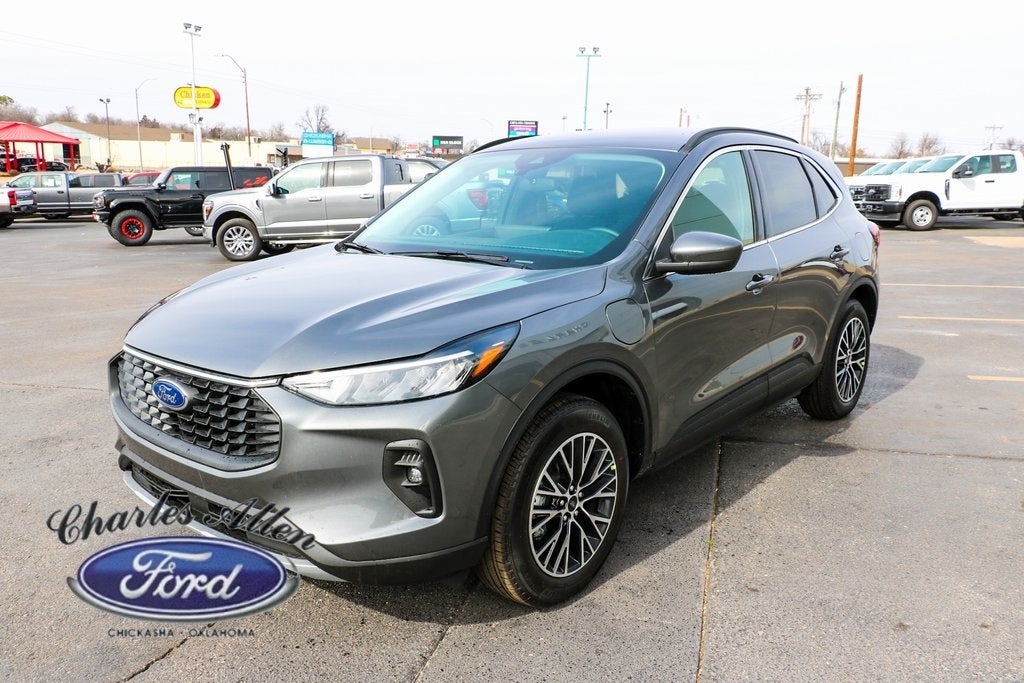 2025 Ford Escape Plug-In Hybrid Base