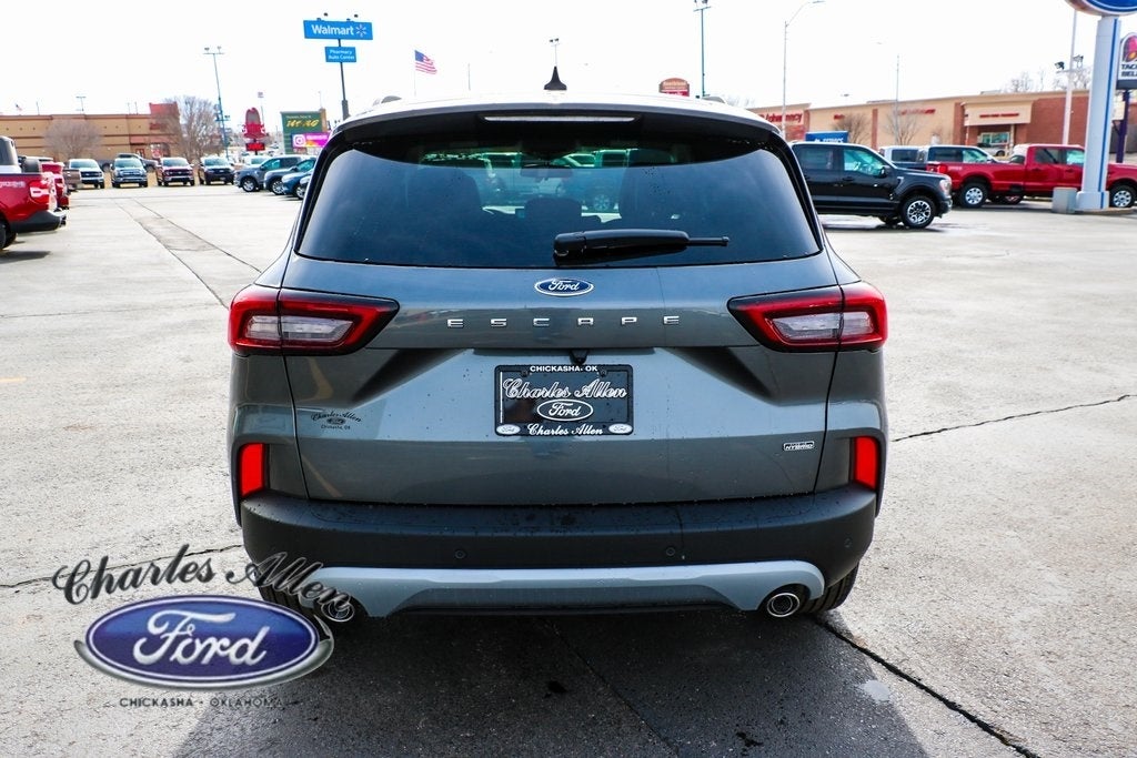 2025 Ford Escape Plug-In Hybrid Base