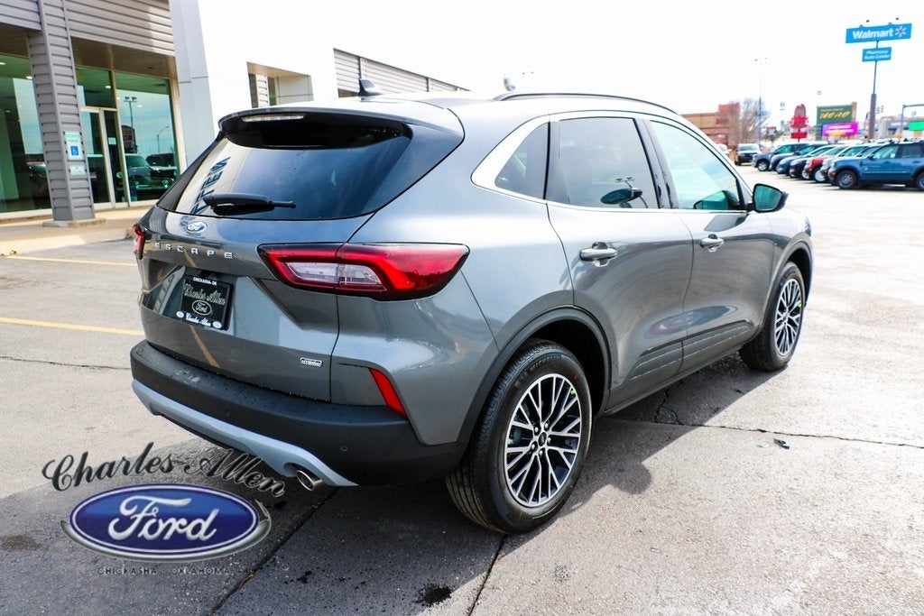 2025 Ford Escape Plug-In Hybrid Base