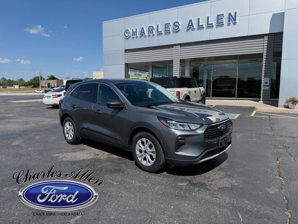2024 Ford Escape Active FWD's photo