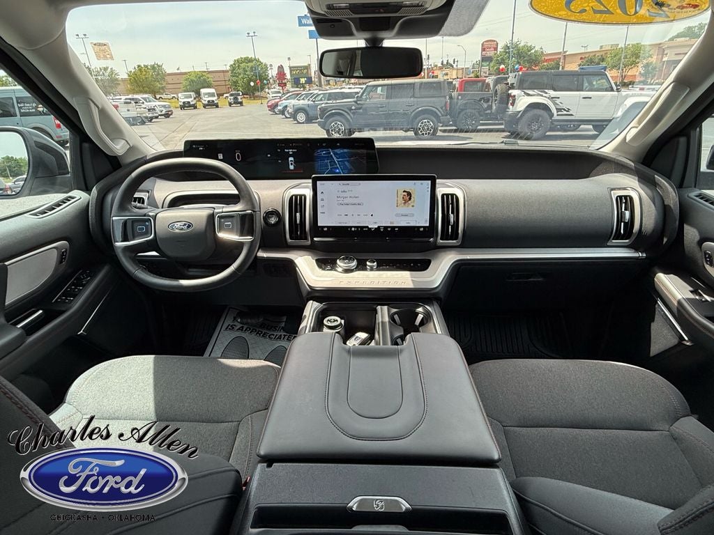 2025 Ford Expedition Max Active
