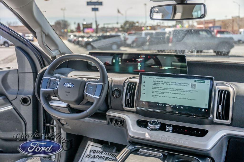 2025 Ford Expedition Active