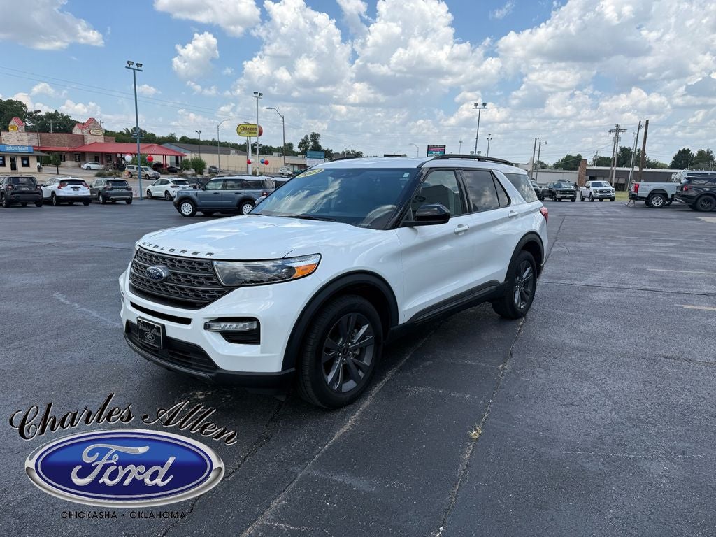 2023 Ford Explorer XLT
