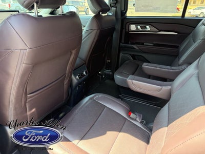 2027 Ford Explorer Platinum