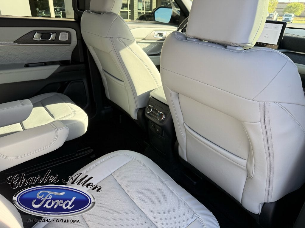 2027 Ford Explorer Platinum