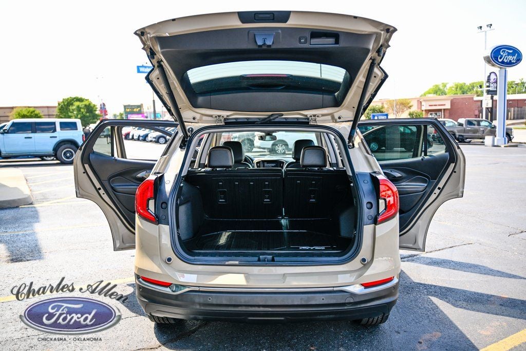 2023 GMC Terrain AT4