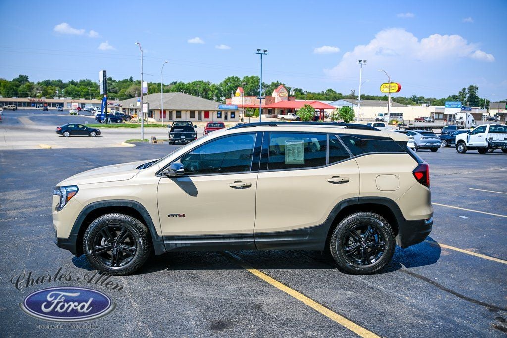 2023 GMC Terrain AT4