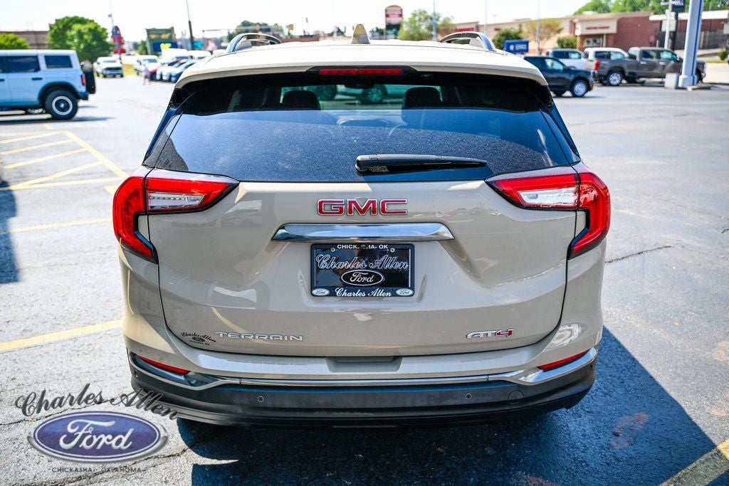 2023 GMC Terrain AT4