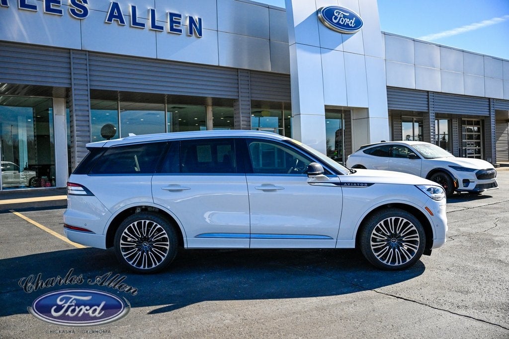 2023 Lincoln Aviator Black Label