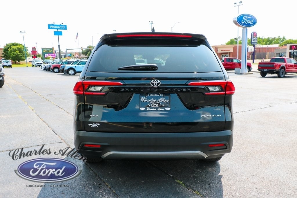 2024 Toyota Grand Highlander Platinum