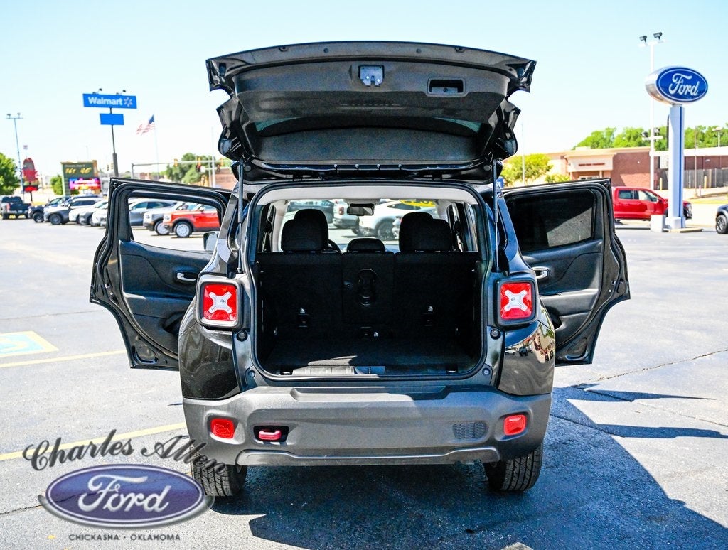 2022 Jeep Renegade Trailhawk