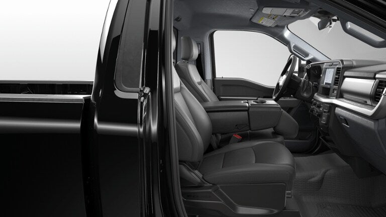 2026 Ford Super Duty F-350® XLT